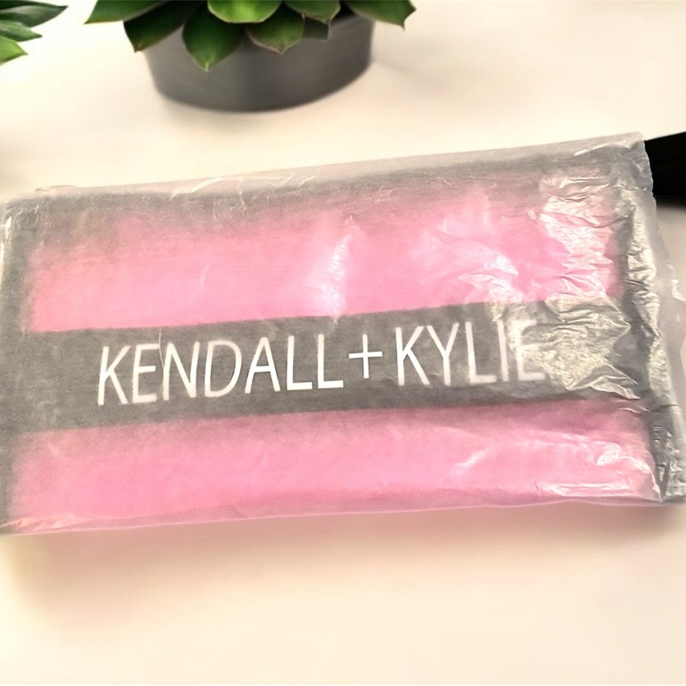 Kendall & Kylie Cosmetic Bag